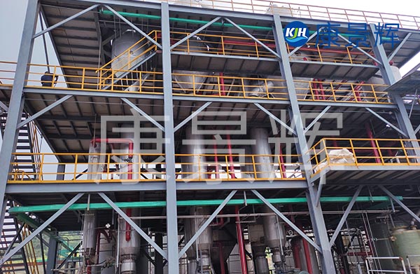 10噸處理量的三效蒸發(fā)器是什么價格？十噸三效蒸發(fā)器價格，不是標(biāo)準(zhǔn)的一口價