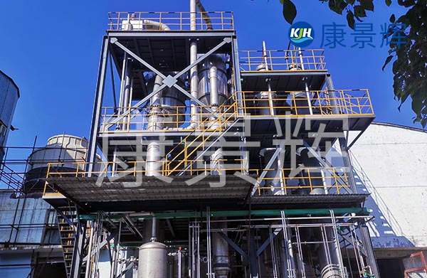 三效蒸發(fā)器定制采購合同中，會(huì)約定付款比例、周期、生產(chǎn)周期、安裝調(diào)試周期、以及售后服務(wù)保障等。