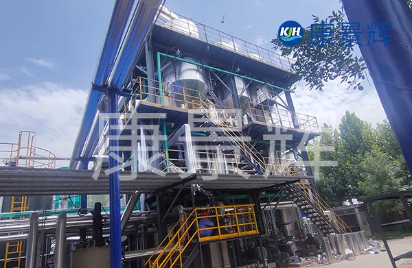 青島康景輝三效蒸發(fā)器，會(huì)安排專人對(duì)接整個(gè)項(xiàng)目，專人專用，一個(gè)團(tuán)隊(duì)只對(duì)接一個(gè)項(xiàng)目，效率更快，服務(wù)更好。